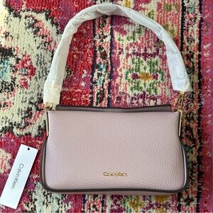 New Calvin Klein Fay Pebbled Shoulder Bag in Pink Thistle